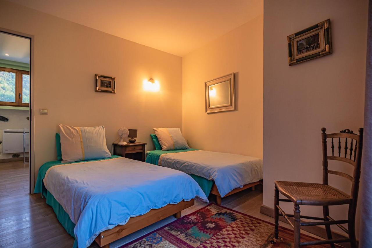 Sundrenched Relais De Poste In Serdinya Dış mekan fotoğraf