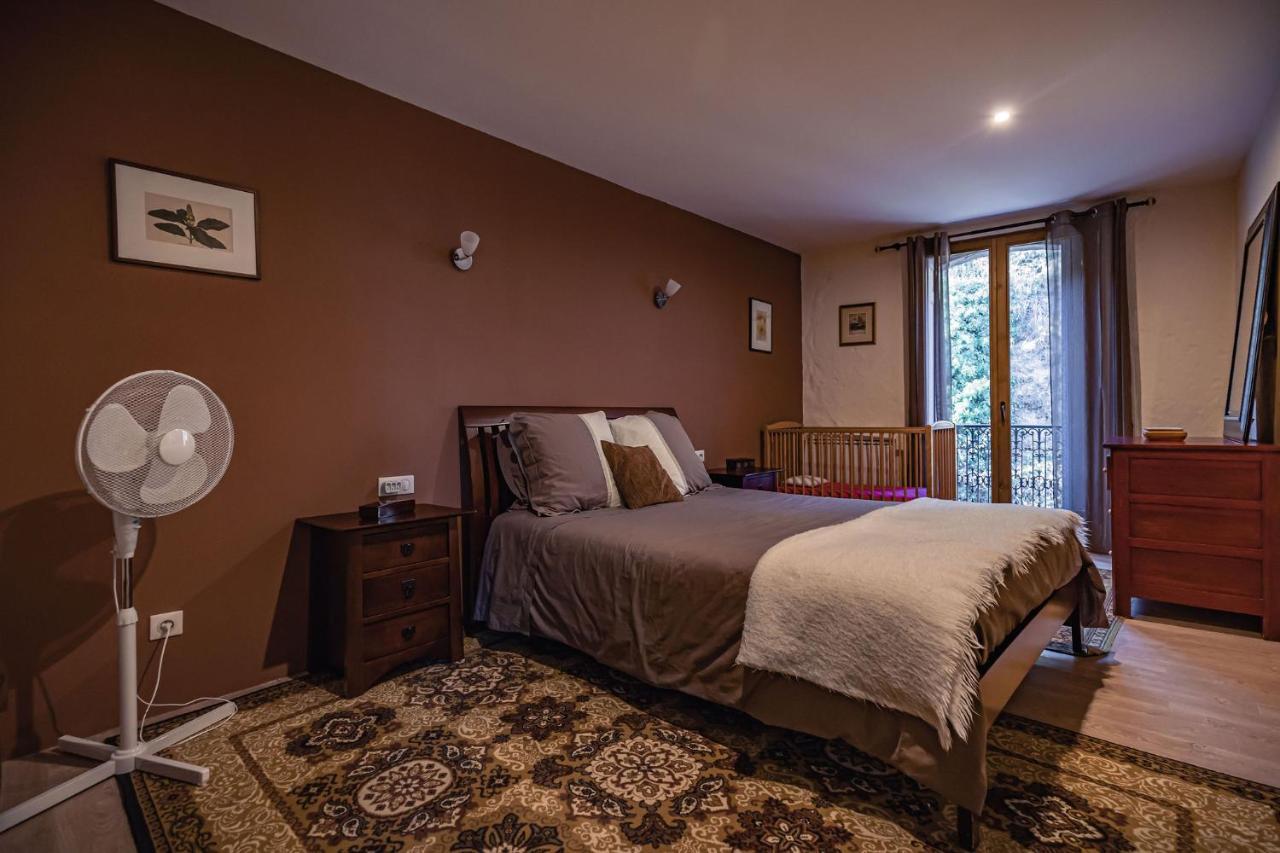 Sundrenched Relais De Poste In Serdinya Dış mekan fotoğraf