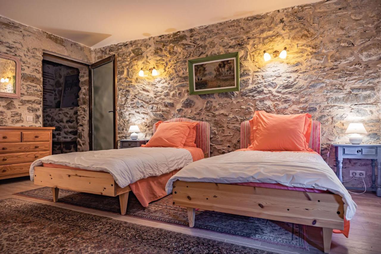 Sundrenched Relais De Poste In Serdinya Dış mekan fotoğraf