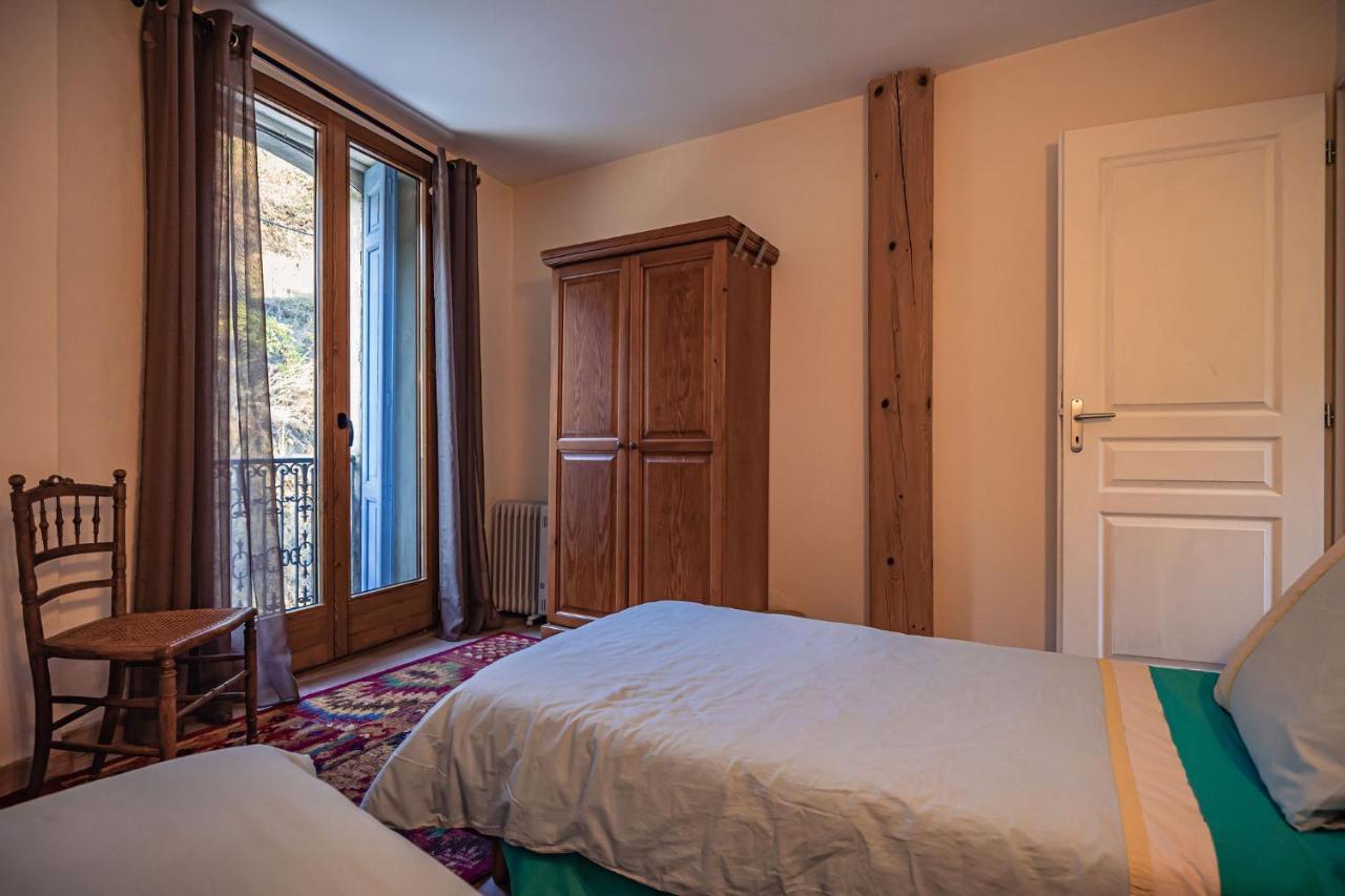 Sundrenched Relais De Poste In Serdinya Dış mekan fotoğraf