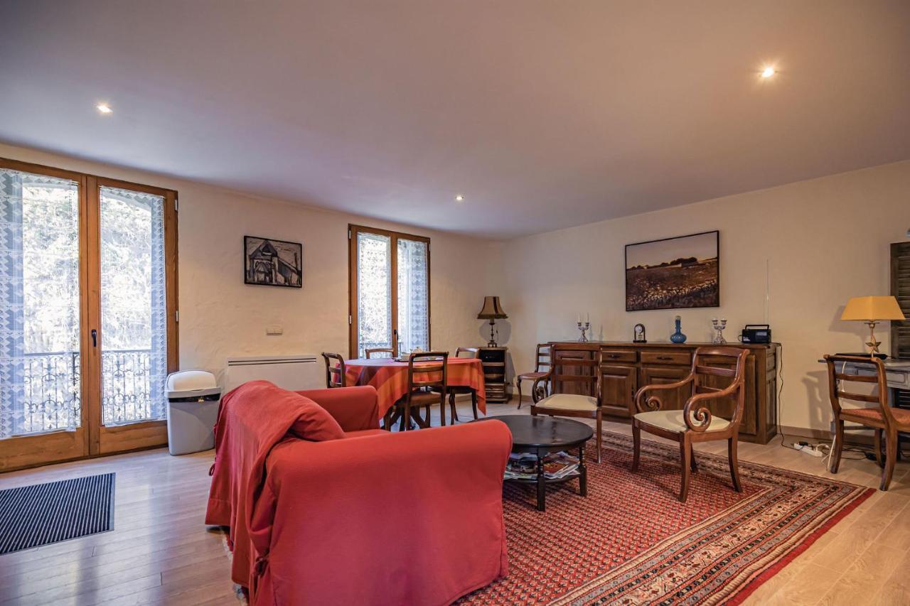 Sundrenched Relais De Poste In Serdinya Dış mekan fotoğraf