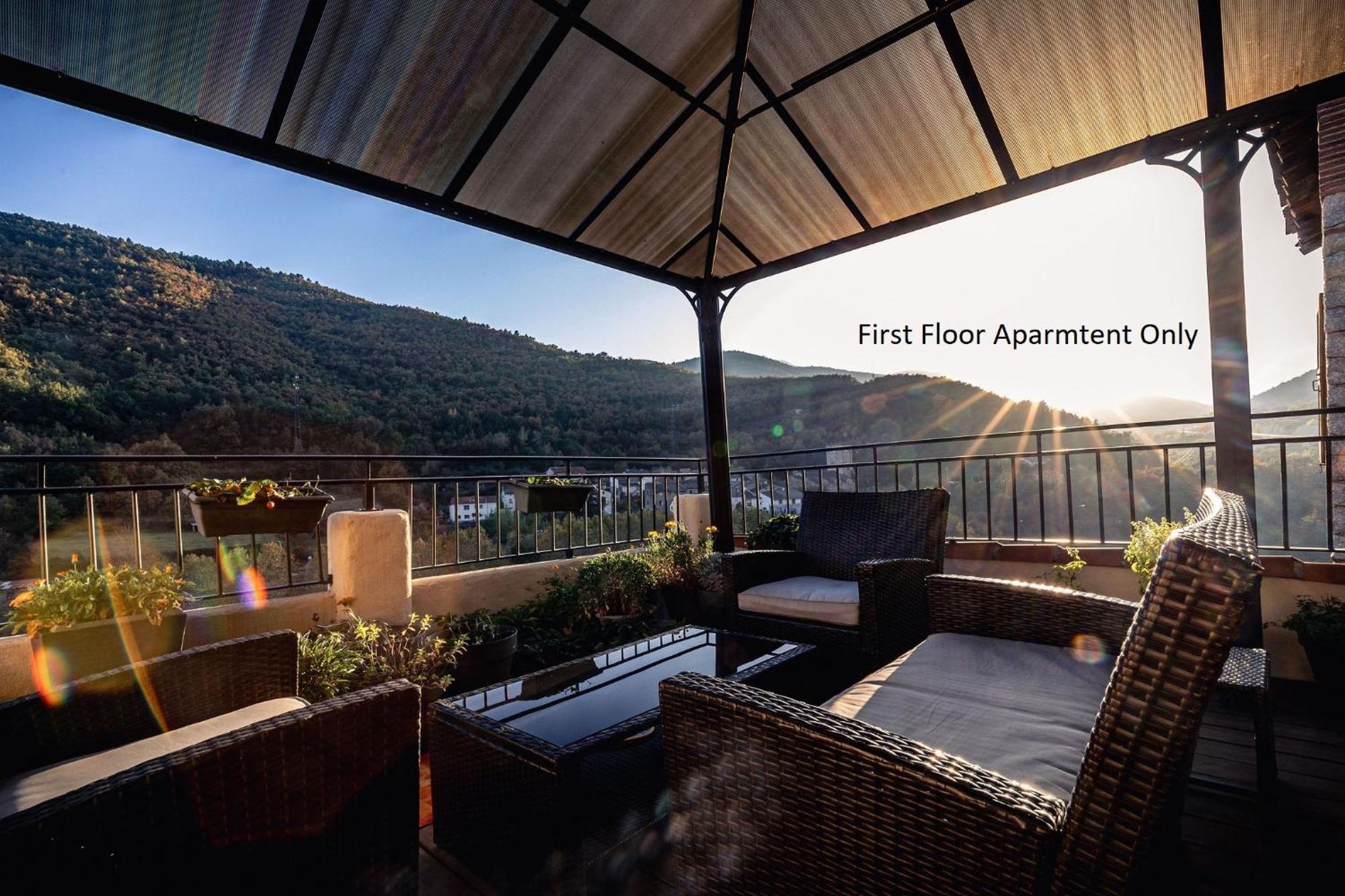Sundrenched Relais De Poste In Serdinya Dış mekan fotoğraf
